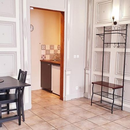 Le Studio Avec Parking Prive Honfleur Exterior photo