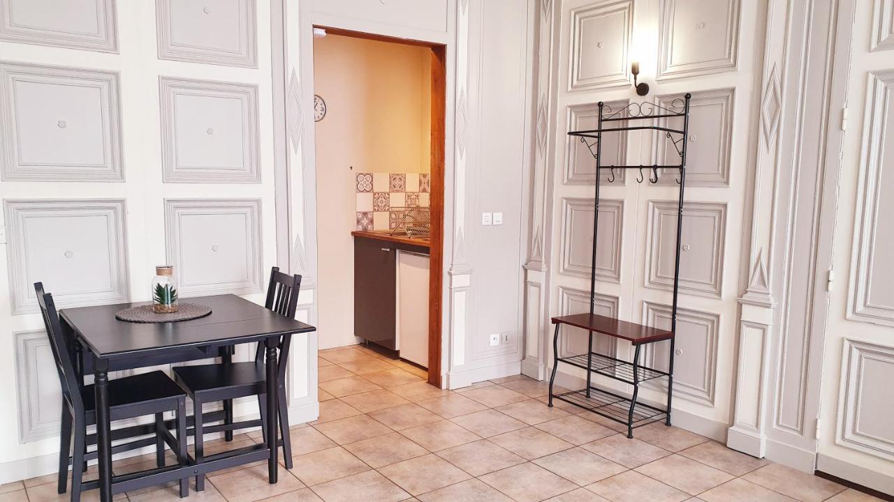 Le Studio Avec Parking Prive Honfleur Exterior photo